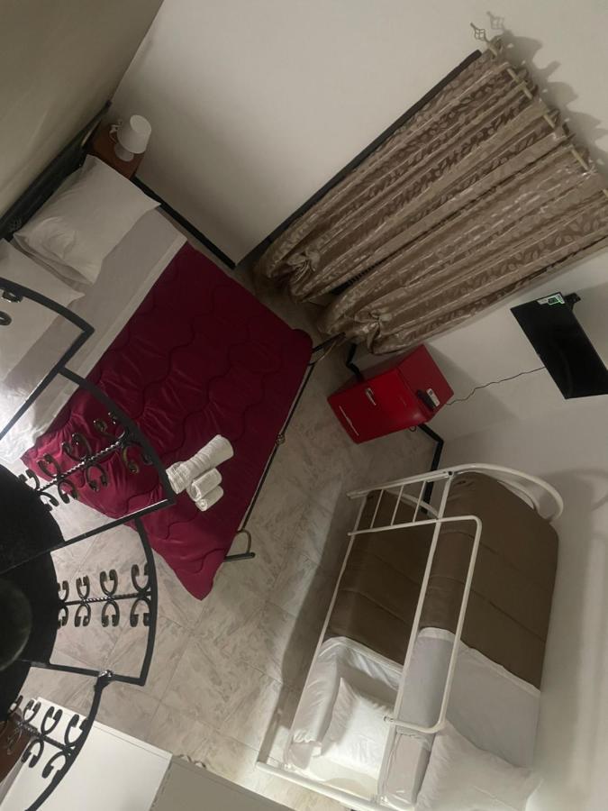 Casa Vacanza La Serenella Lägenhet Neapel Exteriör bild