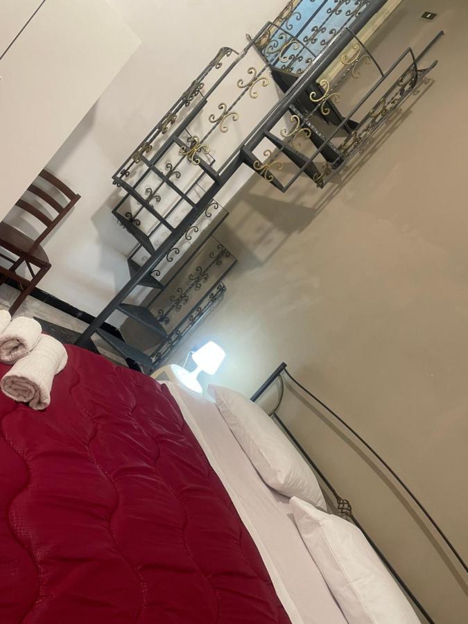 Casa Vacanza La Serenella Lägenhet Neapel Exteriör bild
